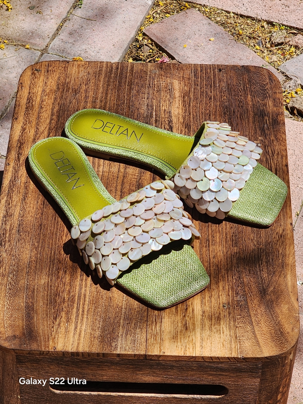 Deltan Women's Flora Linen Pearl Disc Flat Sandals in Sublime Green, Size 6 - Picture 4 of 7